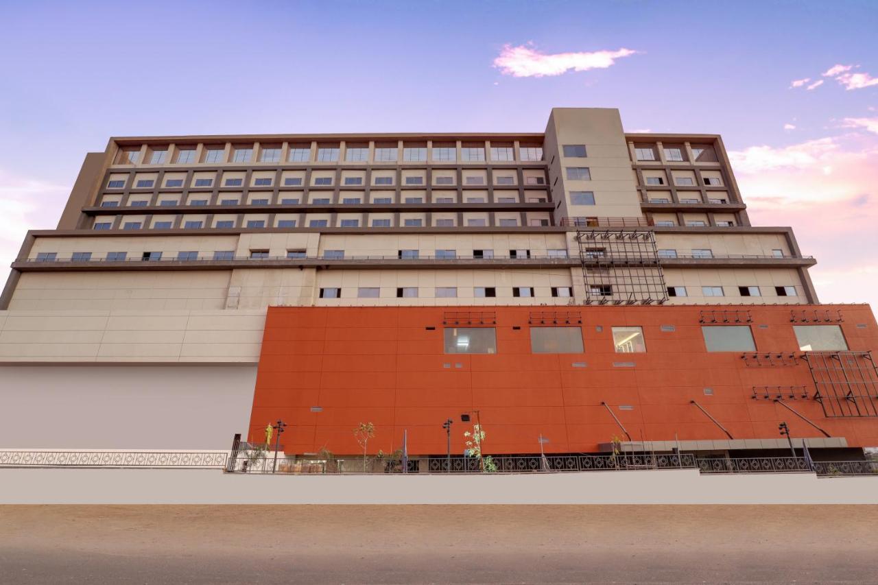 Keys Lite By Lemon Tree Hotels, Urban Square, Udaipur Exterior foto