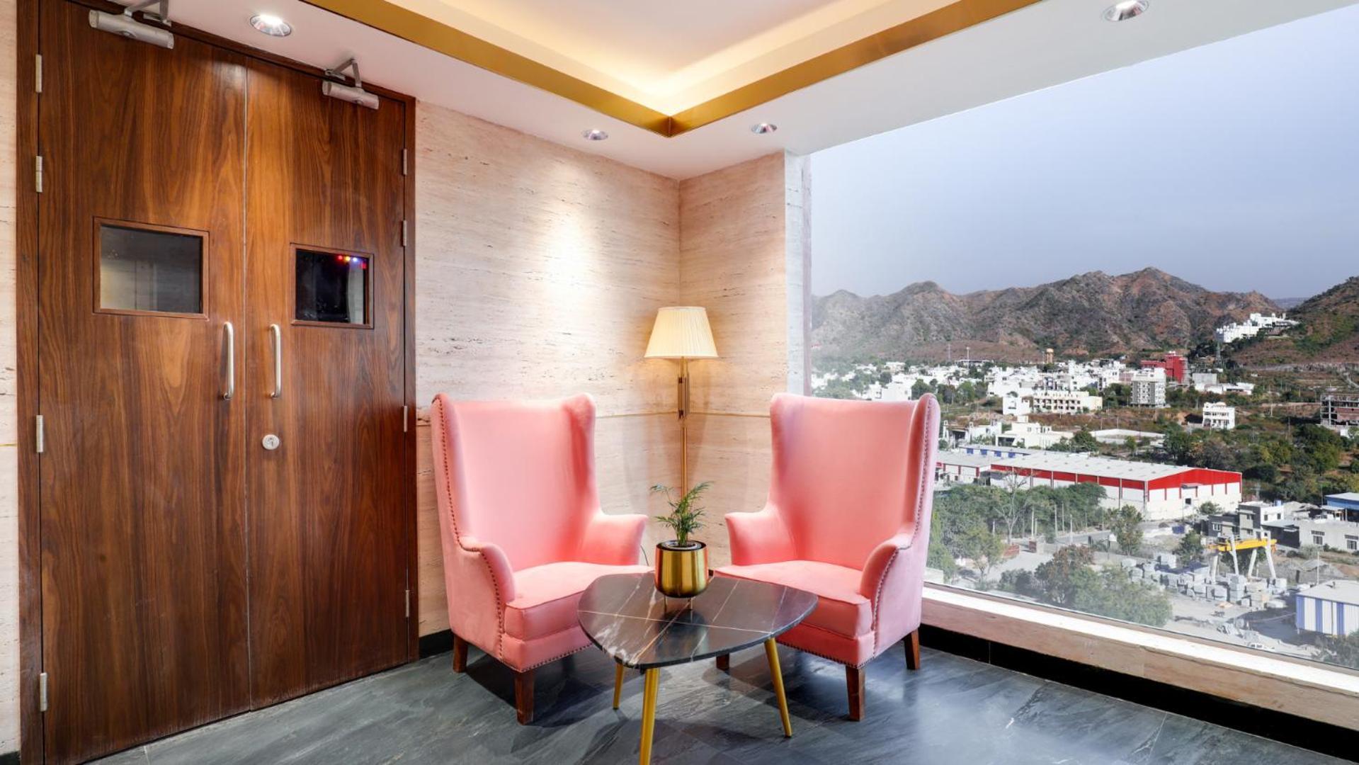Keys Lite By Lemon Tree Hotels, Urban Square, Udaipur Exterior foto