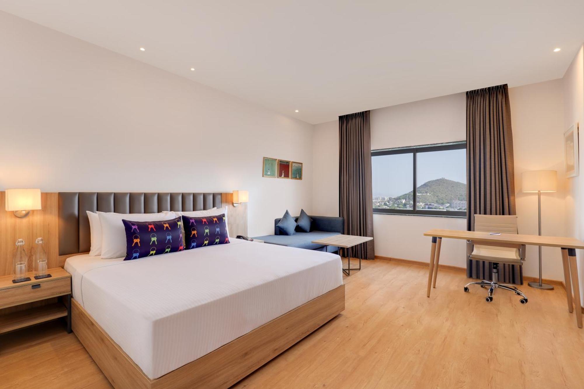 Keys Lite By Lemon Tree Hotels, Urban Square, Udaipur Exterior foto