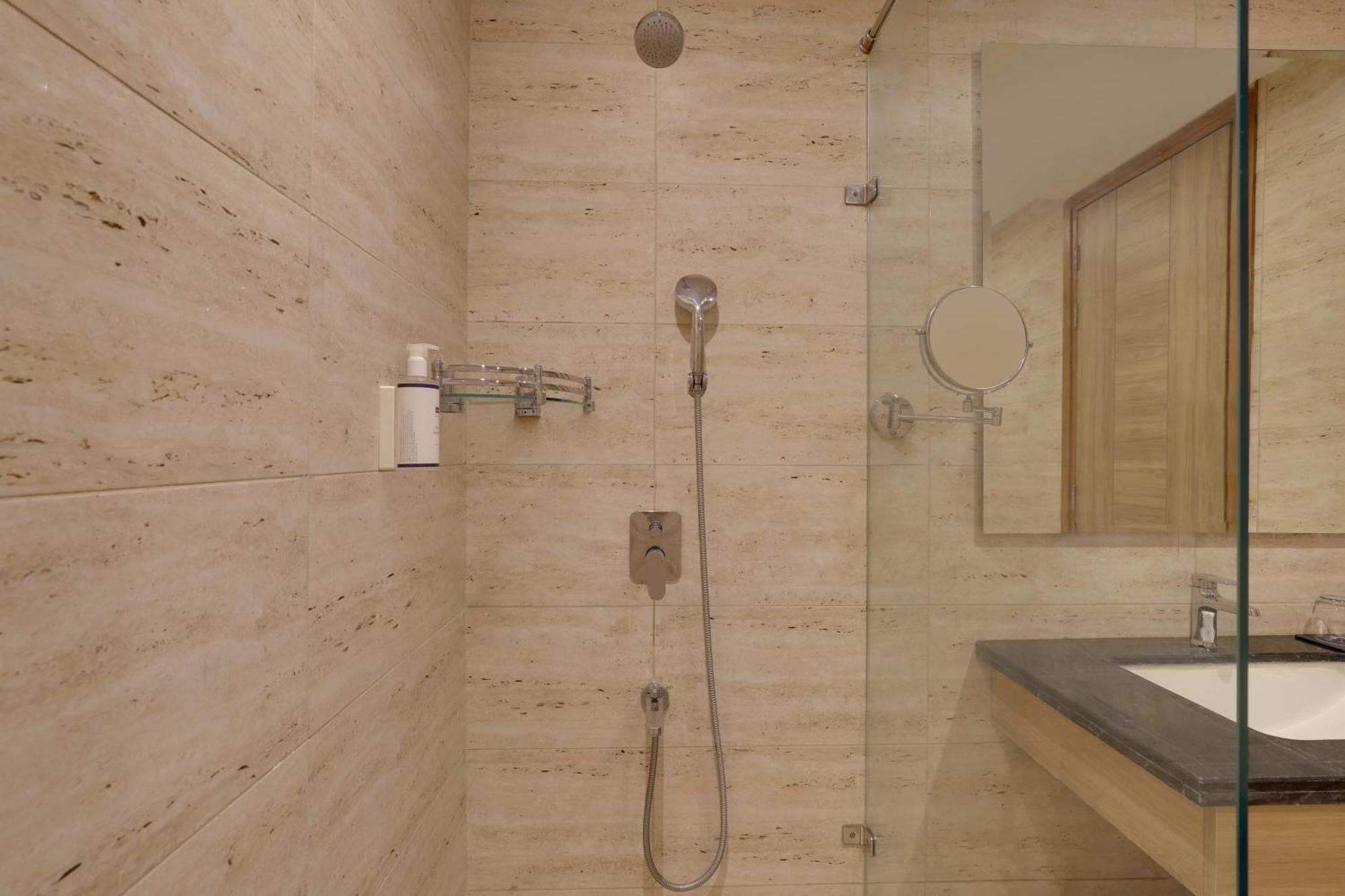 Keys Lite By Lemon Tree Hotels, Urban Square, Udaipur Exterior foto